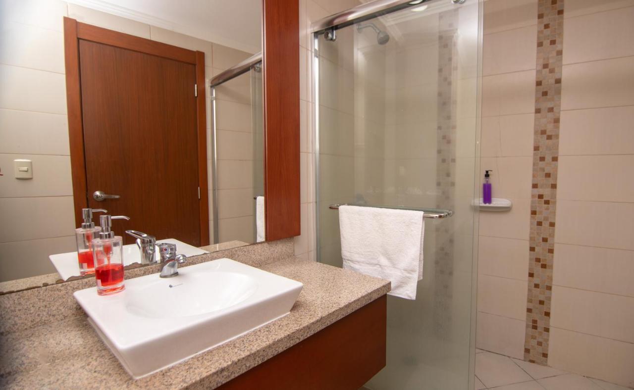 Riverfront I 1, Piso 4, Vista Al Rio, Puerto Santa Ana, Apartamento Guayaquil